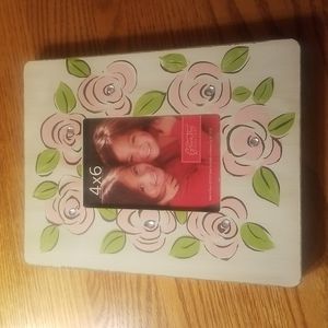 Wooden Pink Flower Picture Frame